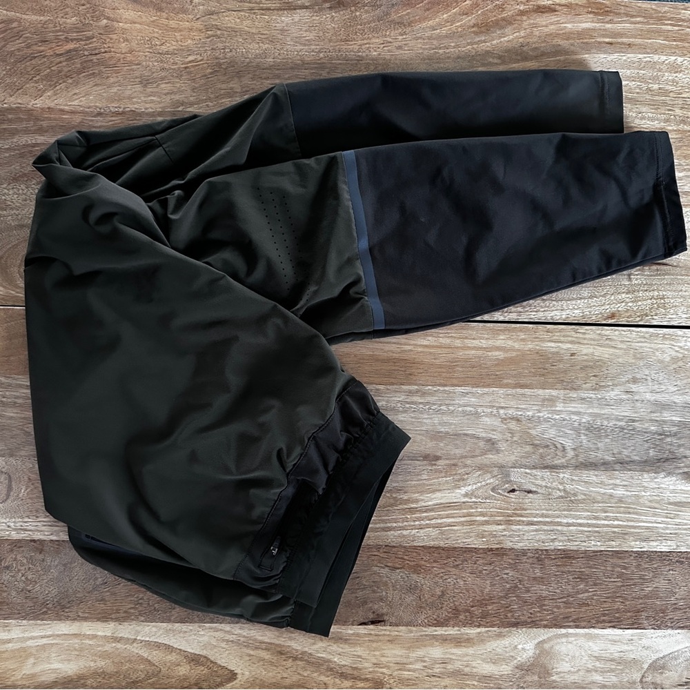 Nike Black and Green Sweatpants with Matte Finish